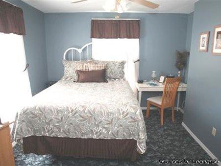 August Seven Inn Daytona Beach Bilik gambar